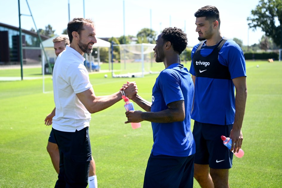 Gareth Southgate Visits Cobham News Official Site Chelsea Football Club